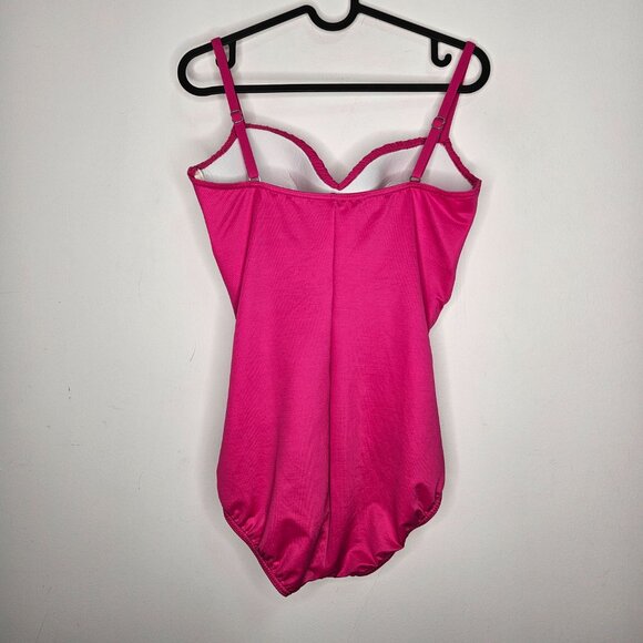 NWOT Miraclesuit Rialto Ruched One Piece Slimming Swimsuit Sz 10 Fuschia Pink - Picture 5 of 8